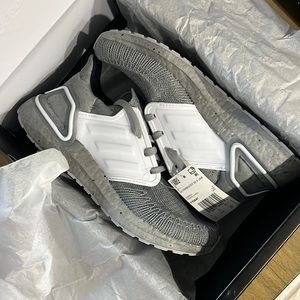 Adidas Ultraboost 20 X JAMES BOND